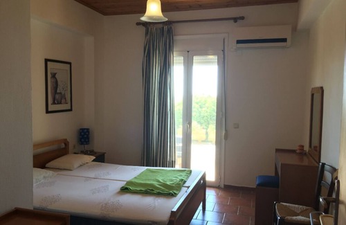 Mariou Apartment | Apartment in the village with terrace