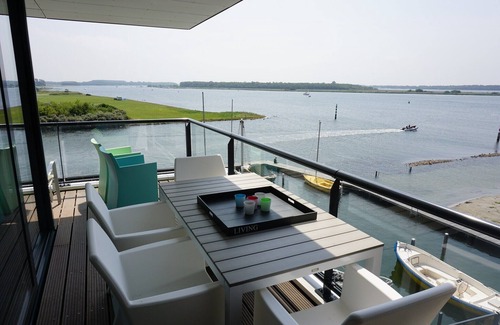 Kamperland Apartment | Apartment in Veere with Marina Views