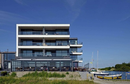 Kamperland Apartment | Apartment in Veere with Marina Views