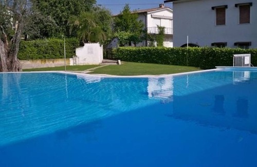 Bardolino Apartment | APARTMENT IN VILLA, 5 MINUTES WALK FROM THE LAKE AND THE VILLAGE