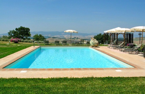 Gambassi Terme Villa | Apartment in villa with pool, A/C, WIFI, TV, terrace, panoramic view, close to San Gimignano
