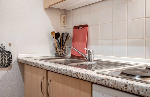 Muritz Apartment | Apartment 'Junkerstube 4' with Shared Garden, Balcony and Wi-Fi