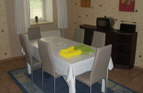 Mollenbeck Apartment | Apartment 'Kelpin' with Private Terrace and Wi-Fi
