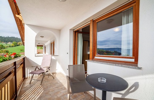 Meltina Apartment | Apartment 'Klausthaler Ferienwohnung B' with Mountain View, Shared Terrace and Wi-Fi