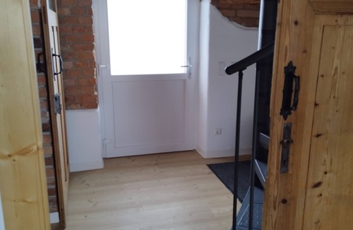 Forst Apartment | Apartment 'Kleine Auszeit 2' with Private Terrace and Wi-Fi