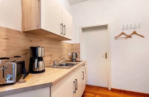 Templin Apartment | Apartment 'Kleine Fewo Im Herzen Templins' with Shared Terrace, Shared Garden and Wi-Fi