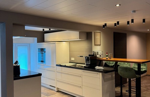 Feuerscheid Apartment | Apartment 'Kleine Oase - Lot54' with Private Garden and Wi-Fi