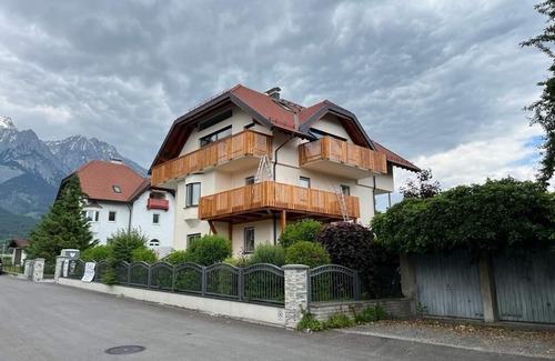 Absam Apartment | Apartment Kristina within renovated old house with flair near Innsbruck