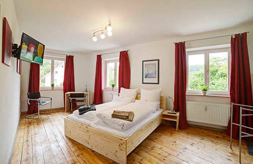 Graefenberg Apartment | Apartment L (4-8 pers./ from 2 nights) - Apartment-Haus Gundelfinger