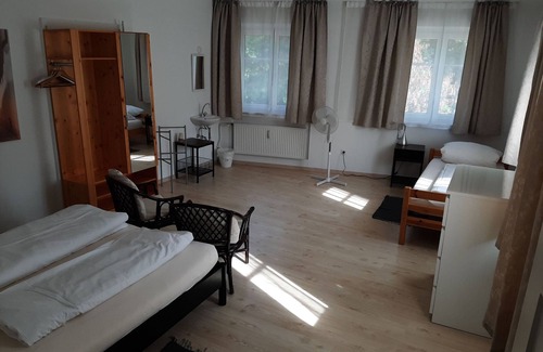Graefenberg Apartment | Apartment L (4-8 pers./ from 2 nights) - Apartment-Haus Gundelfinger