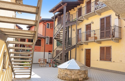 Massino Visconti Apartment | Apartment "La Casa di Annibale" suitable for large families or groups of friends
