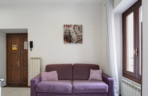 Pusiano Apartment | Apartment "La Corte sul Lago" with Lake View & Terrace