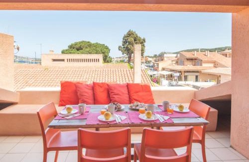 Palau Apartment | Apartment La Vigna Rosso by Interhome