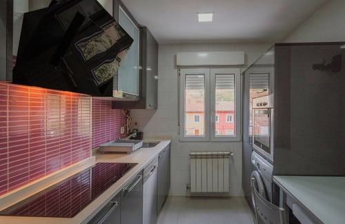 Burgos Apartment | Apartment 'Laucar' with Wi-Fi
