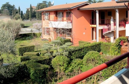 Colà Di Lazise Apartment | Apartment Le Tende in Lazise - 6 persons, 2 bedrooms