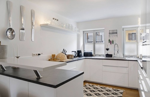 Bad Toelz Apartment | Apartment 'Lieblingsplatz' with Mountain View, Private Terrace and Wi-Fi