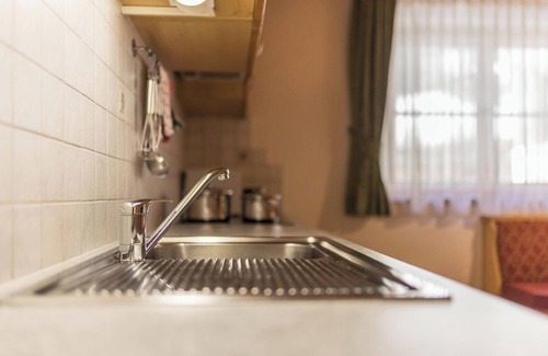 Corvara in Badia Apartment | Apartment 'Lisüra Cir' with Mountain View & Wi-Fi