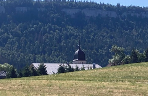 Chapelle-des-Bois Apartment | Apartment located at the foot of the Jura mountains hiking and mountain biking trails