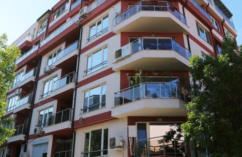 Plovdiv Center Apartment | Apartment Lozengrad