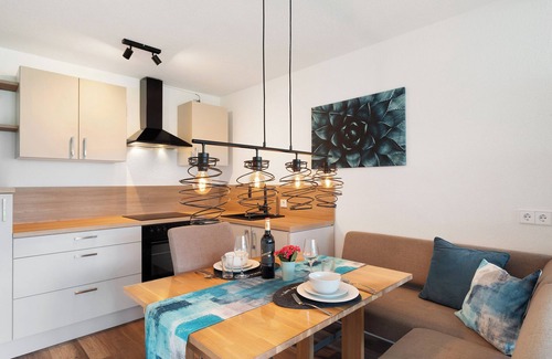 Buehlertal Apartment | Apartment 'Luftige Auszeit' with Mountain View, Private Terrace and Wi-Fi