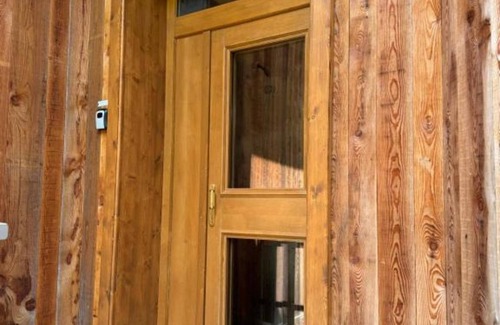 Auronzo di Cadore Apartment | Apartment 'Marmarole' with Mountain View, Shared Garden and Balcony