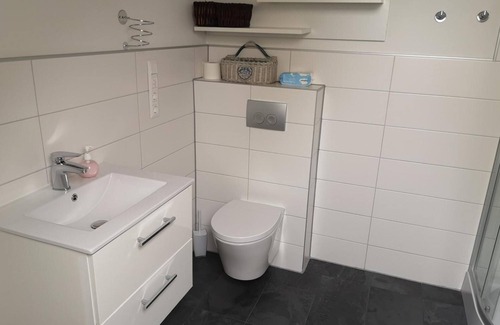 Boklund Apartment | Apartment 'Megis' with Private Terrace, Shared Garden and Wi-Fi