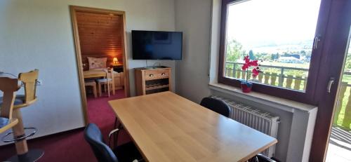 Kempfeld Apartment | Apartment mit Balkon