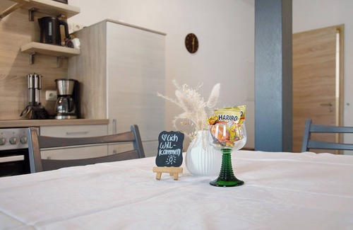 Wittighausen Apartment | Apartment 'Mohnblume' with Private Terrace, Shared Garden and Wi-Fi