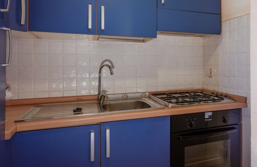 Murta Maria Apartment | Apartment 'Mora' with Shared Pool, Private Terrace and Air Conditioning