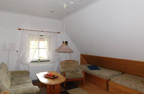 Ostseebad Ahrenshoop Apartment | Apartment "Morgensonne" - on the upper floor approx. 55 m² for 2-4 persons