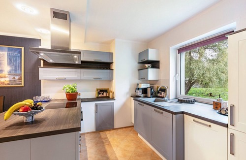 Zeuthen Apartment | Apartment 'Natur An Metropole' with Private Garden and Wi-Fi