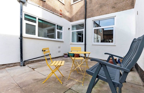 Cleethorpes Apartment | Apartment near Cleethorpes Beach