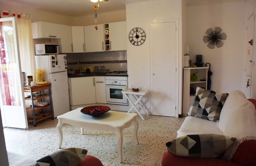 Giens Apartment | Apartment near the beaches and the city center of the giens peninsula