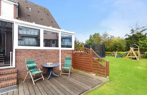 Bensersiel Apartment | Apartment No. 4 in the house relaxation - close to the beach and the North Sea thermal bath