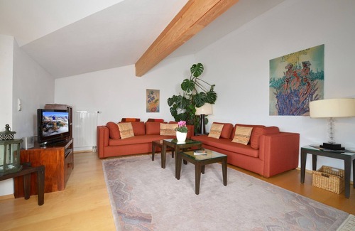 Reit im Winkl Apartment | Apartment no. 8 - approx. 100 sqm with balcony in central location