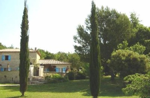 Lauris Cottage | Apartment on garden level with terrace and access to the swimming pool