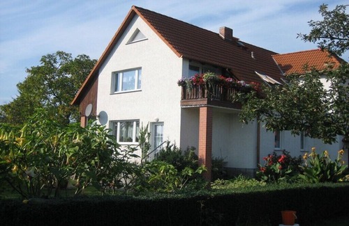 Gross-Sarchen Apartment | Apartment on the beach with sea view