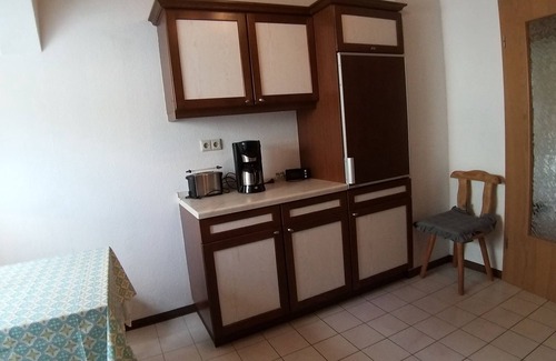 Goeppingen Apartment | Apartment on the ground floor with sunny south-facing balcony near Barbarossa-Therme and center