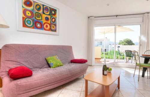 Llanca Apartment | Apartment Palmiers I-6 by Interhome