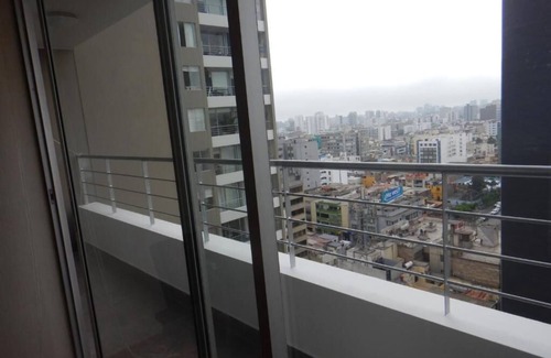 Lince Apartment | Apartment, PRIVATE & PANORAMIC. Near MIRAFLORES & BEACHES. Pool Gym Private Park