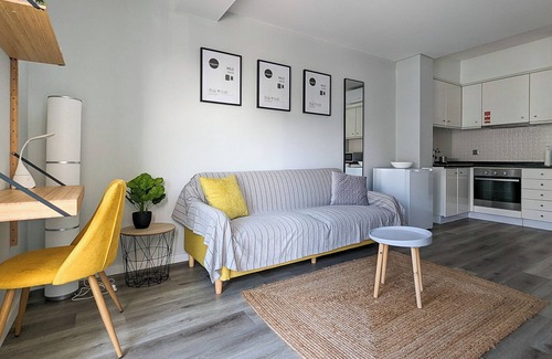 Costa Nova do Prado Apartment | Apartment 'Costa Nova Ocean View' with Sea View, Wi-Fi and Air Conditioning