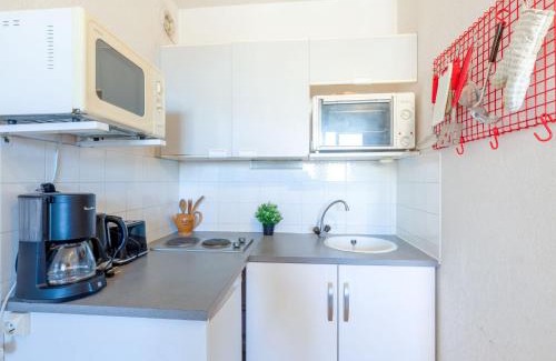 Sainte-Maxime City Centre Apartment | Apartment Régina-2 by Interhome