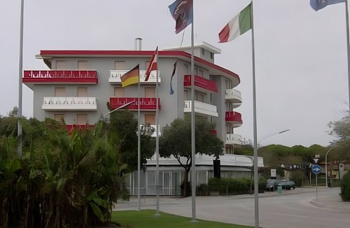 Jesolo Apartment | Apartment 'Renata 25' with Private Terrace and Balcony