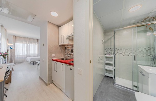 Los Remedios Apartment | Apartment 'Resit' with Wi-Fi and Air Conditioning