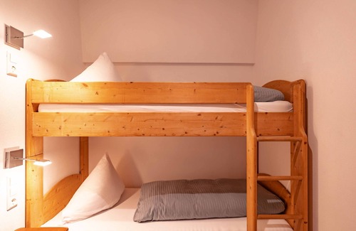 Jungholz Apartment | Apartment 'Reuterwanne' with Mountain View, Private Terrace and Wi-Fi