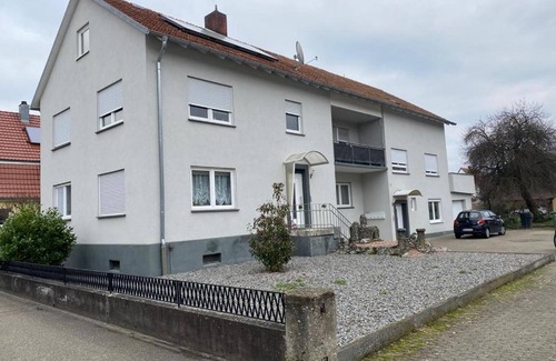Marlen Apartment | Apartment 'Rheingold' with Private Terrace, Private Garden and Wi-Fi