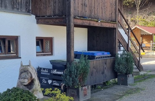 Flintsbach A. Inn Apartment | Apartment Riederhof 130 square meters, 3 bedrooms for up to 10 pers