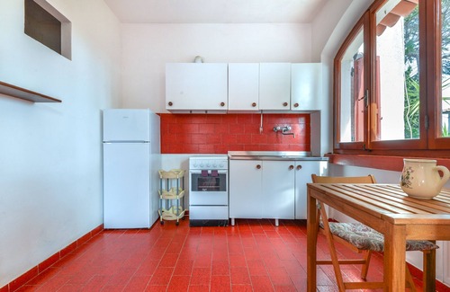 Cavo Apartment | Apartment 'Salita Bellavista Home' with Sea View, Private Garden and Wi-Fi