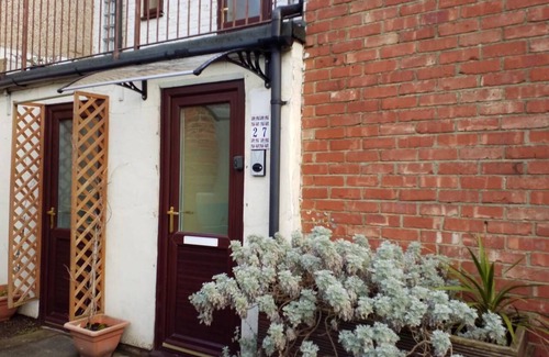 Guisborough Apartment | Apartment - Sleeps 4 - Pet friendly - Balcony