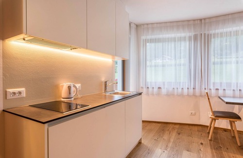 Santo Stefano Apartment | Apartment "Stefansdorf Wohnung 6" with Mountain View, Wi-Fi, Garden, Balcony & BBQ